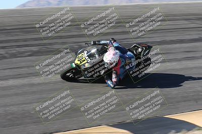 media/Jan-16-2026-CVMA Friday Practice (Fri) [[6f2bf47531]]/5-Racer 4-Trackday1/Session 2 (Bowl)/